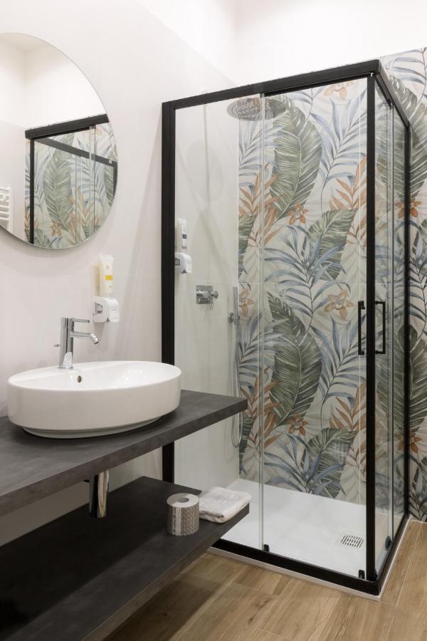Hispirya Rooms Terracina Exterior foto