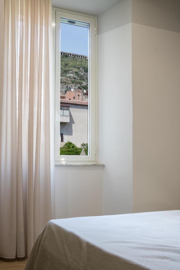 Hispirya Rooms Terracina Exterior foto